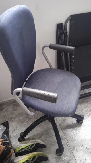 Silla Tumbona Plegable Negra y Plateada los