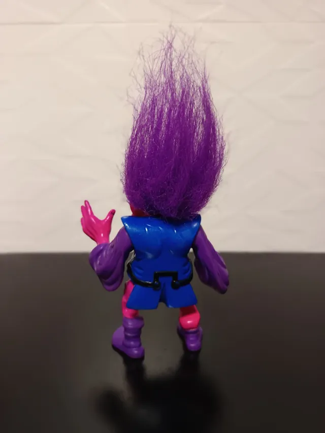 2 Muñecos Serie Troll Warriors