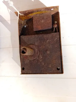 Lote 9 cerraduras antiguas