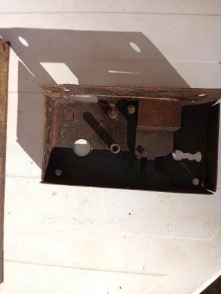 Lote 9 cerraduras antiguas