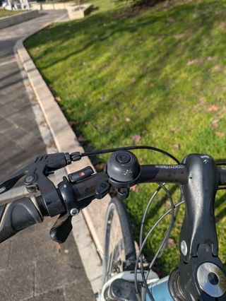 Bicicleta Trekking Azul