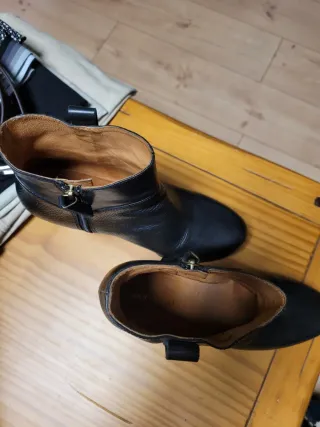 Botines de tacón negros