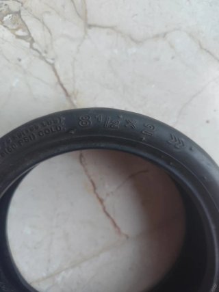 Rueda de patinete eléctrico