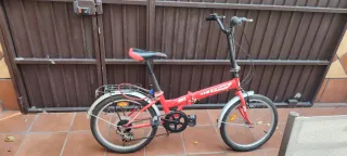 Bicicleta plegable roja