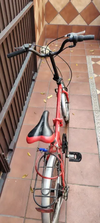 Bicicleta plegable roja