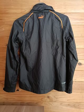 Sudadera Puma Color Negro, Gris y Naranja Talla S.