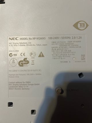 Proiettore NEC M260XS