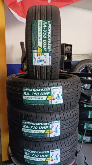 215/45 R17 91W ROADCRUZA RA-710 UHP