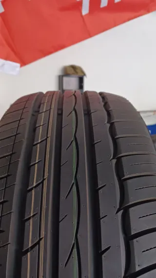 215/45 R17 91W ROADCRUZA RA-710 UHP