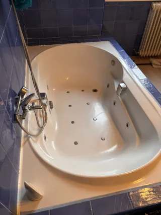 Bañera Hidromasaje Jacuzzi Hawai de Roca