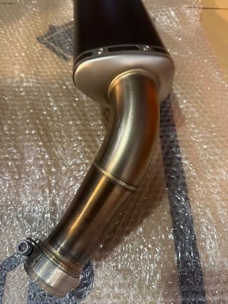 Escape Akrapovic Yamaha MT-09 2021-2025