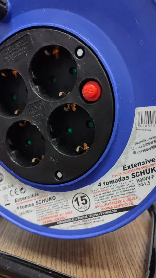 Enrollacables 4 tomas SCHUKO