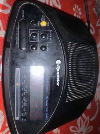 Radio Despertador Roadstar Negro