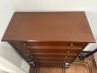 Cómoda de madera maciza con 6 cajones