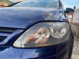 Pulido profesional de faros a domicilio  Foto real