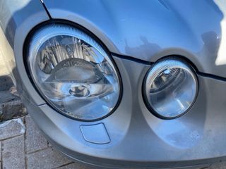 Pulido profesional de faros a domicilio  Foto real