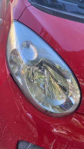 Pulido profesional de faros a domicilio  Foto real
