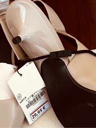 Zapatos Zara destalonados tacón bajo kitten