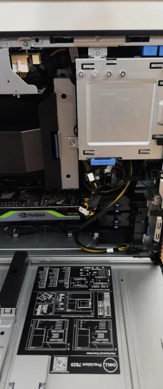 Computer Tower Dell Precision 7820 workstation