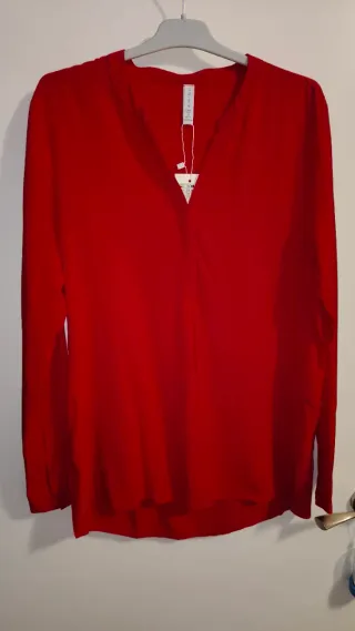 Lote 2 camisas mujer, 1 de Primark y 1 New Yorker