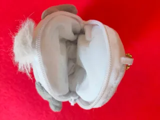 Monedero peluche azul y blanco