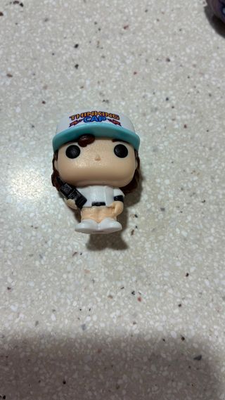 Funko Pop Dustin Henderson Stranger Things Kinder