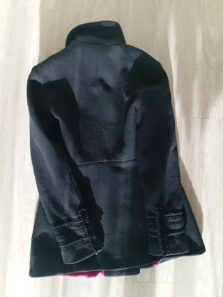 Abrigo paño negro Zara