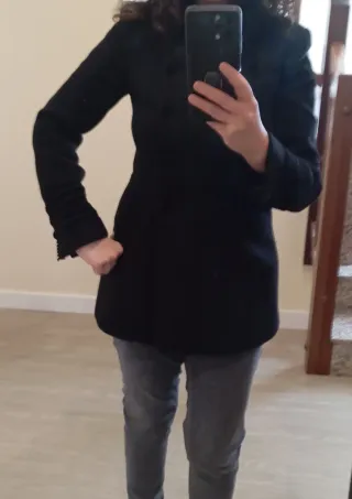 Abrigo paño negro Zara