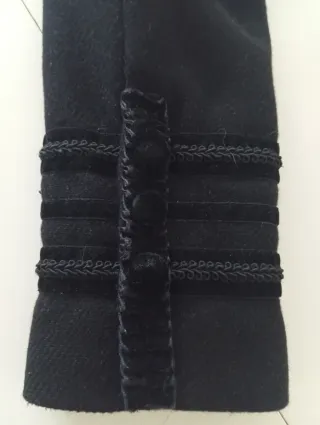 Abrigo paño negro Zara