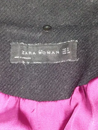 Abrigo paño negro Zara