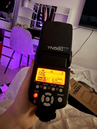 Flash YONGNUO YN560 IV Speedlite Potente