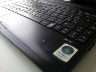 Portátil Medion Akoya e1311