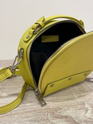 Bolso Zara Circular Amarillo