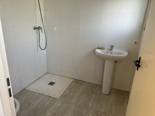 Alquilo nave en Alzira