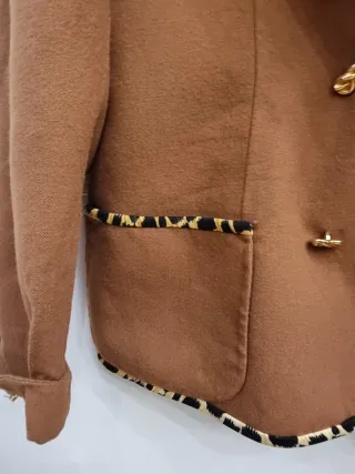 Giacca Lana Cammello con Bordi Leopardati