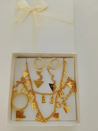 Sólo queda 1 Conjunto Guess completode acero