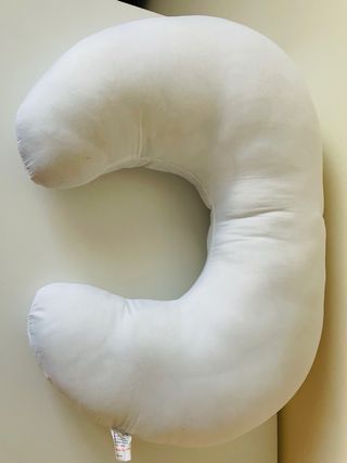 Cojín de lactancia con estampado de búhos