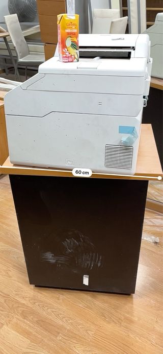 Cajonera de oficina metálica