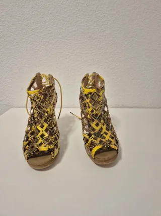 Sandalias de tacón de baile con suela