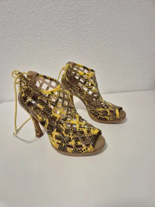 Sandalias de tacón de baile con suela