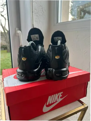 Nike TN Air Max Plus Talla 45 Negro