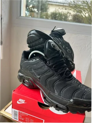 Nike TN Air Max Plus Talla 45 Negro