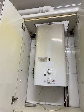 PYC FE-200 Calentador Gas