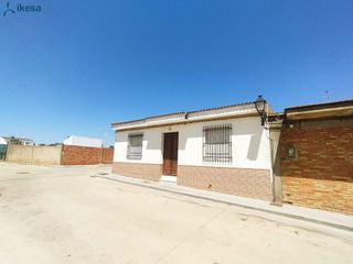 Chalet en venta en Trigueros