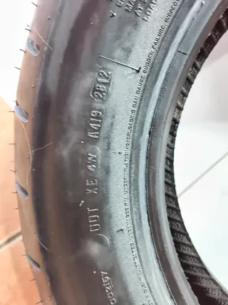 Neumático Metzeler 15" nuevo