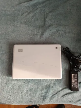 Portátil HP Pavilion dv4-2145dx Plata/Blanco