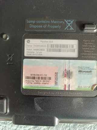 Portátil HP Pavilion dv4-2145dx Plata/Blanco