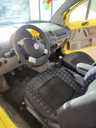 Volkswagen Beetle 2005