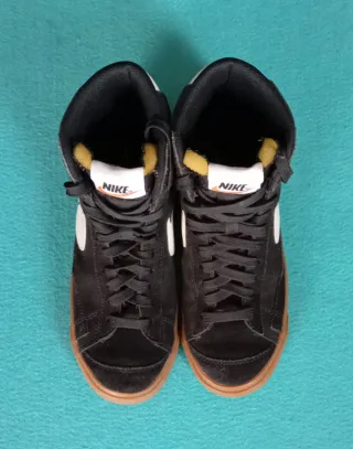 Zapatillas Nike Negras y Marrones blazers