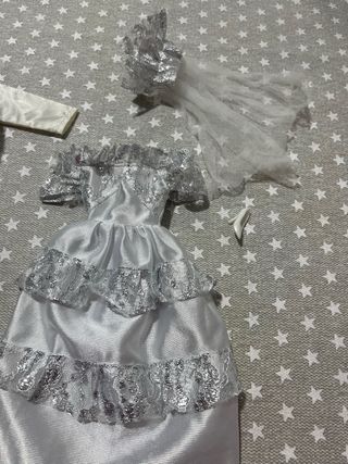 Abiti da sposa Barbie e Ken Vintage